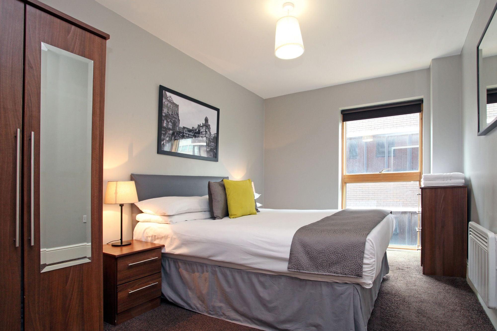 The City Warehouse Aparthotel Манчестър Екстериор снимка