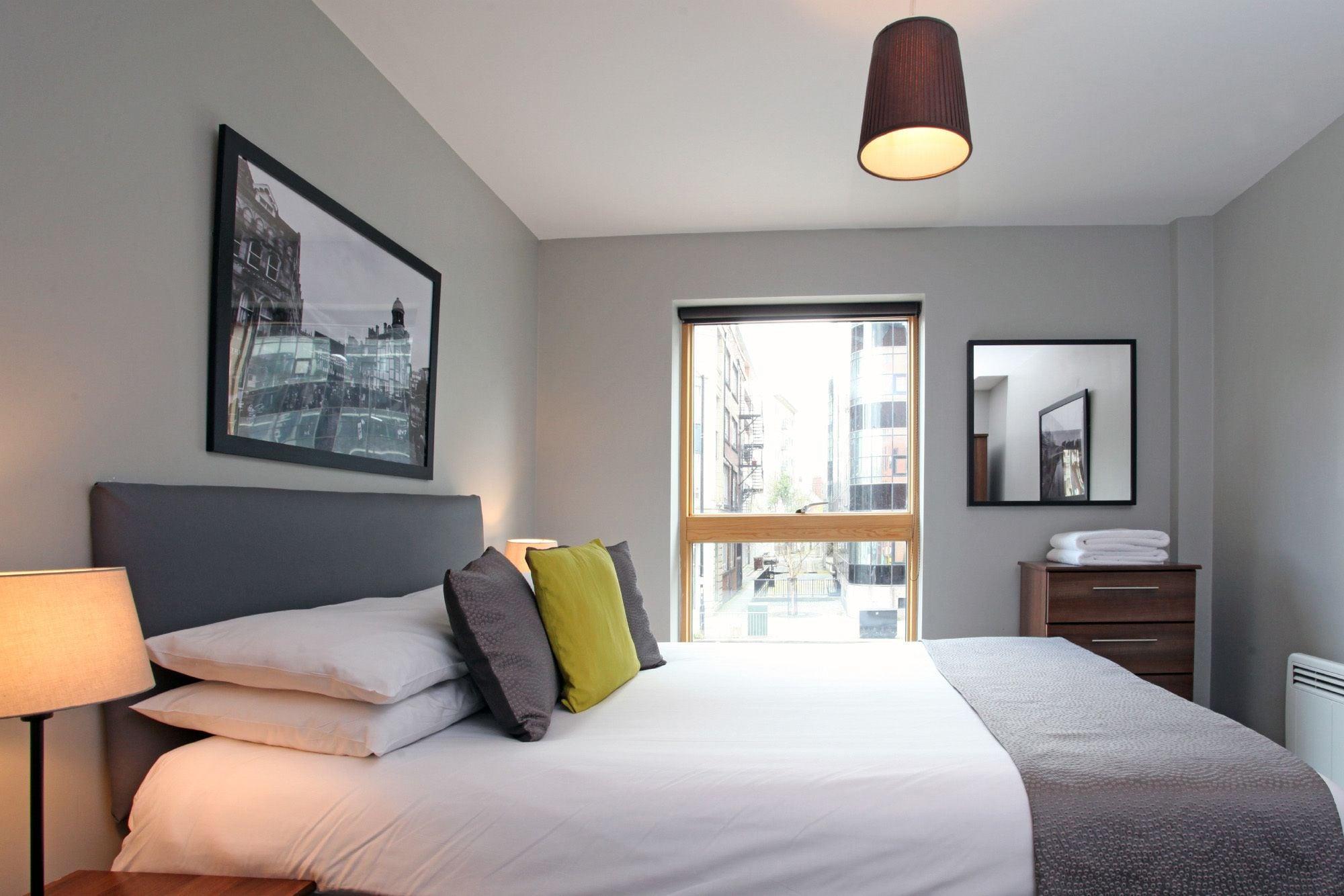 The City Warehouse Aparthotel Манчестър Екстериор снимка