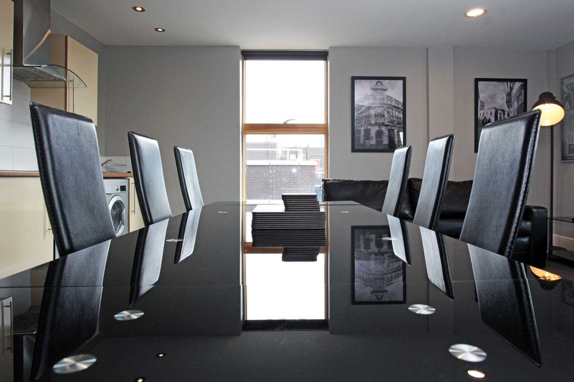 The City Warehouse Aparthotel Манчестър Екстериор снимка