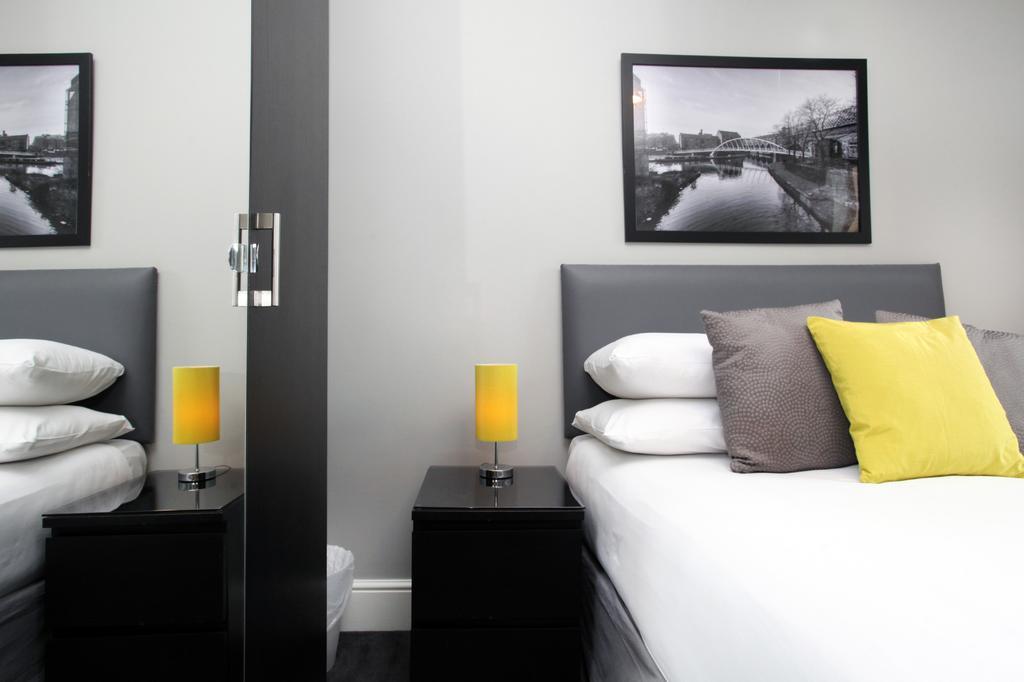 The City Warehouse Aparthotel Манчестър Екстериор снимка