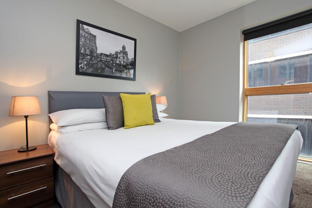 The City Warehouse Aparthotel Манчестър Екстериор снимка